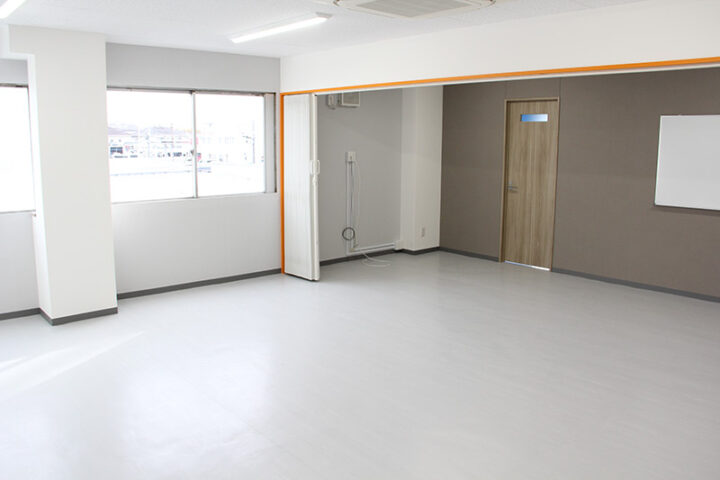 2階ミーティングルーム