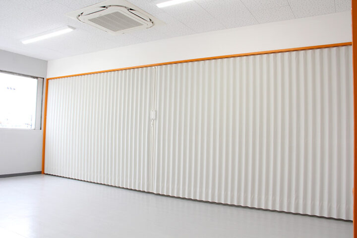 2階ミーティングルーム