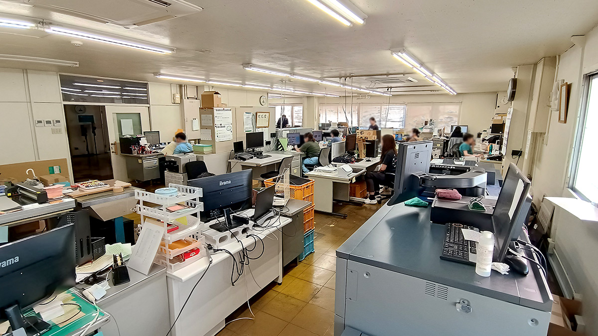 2階制作フロア Before